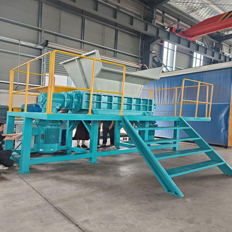 Engineering Excellence: High-Torque Double Shaft Shredders for Heavy-Duty Plastic Recycling