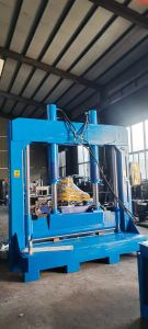 Recycling Factory Good Helper: hydraulic rubber cutter!